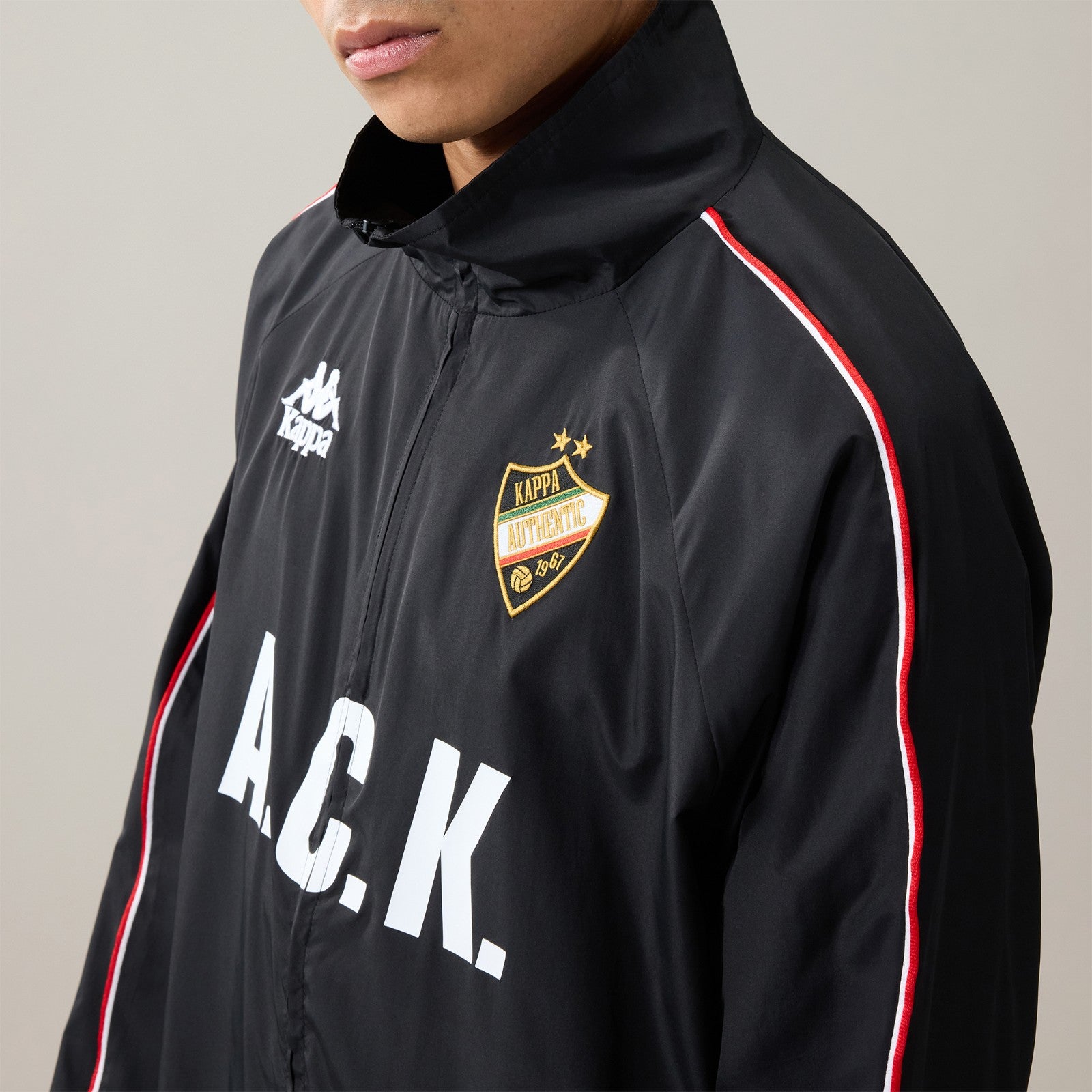 AUTH SATYA - BLACK/WHITE/RED